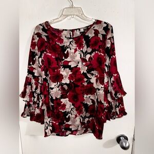 Women's Floral Bell Sleeve Top - Red & White